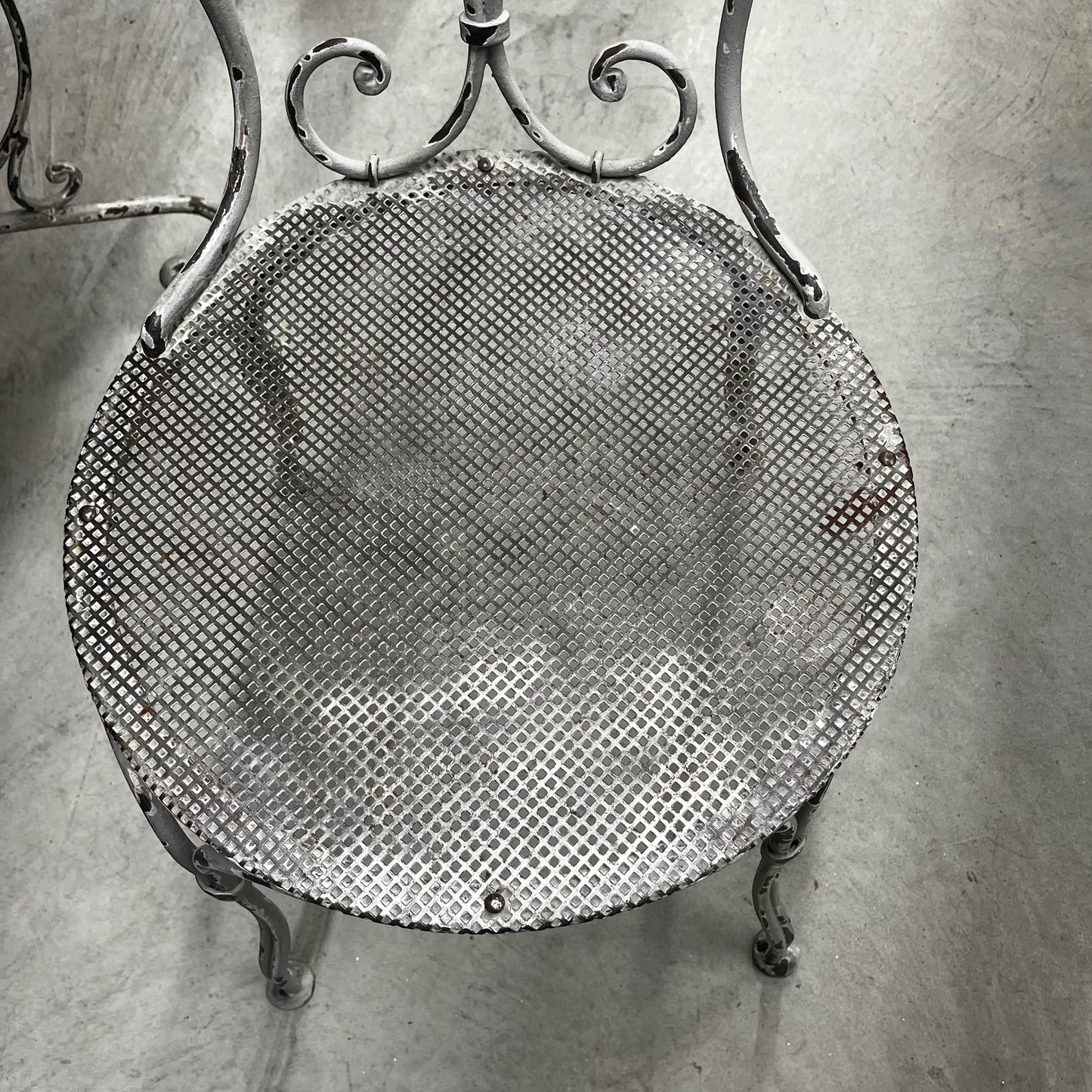 Table toilette en fer forgé