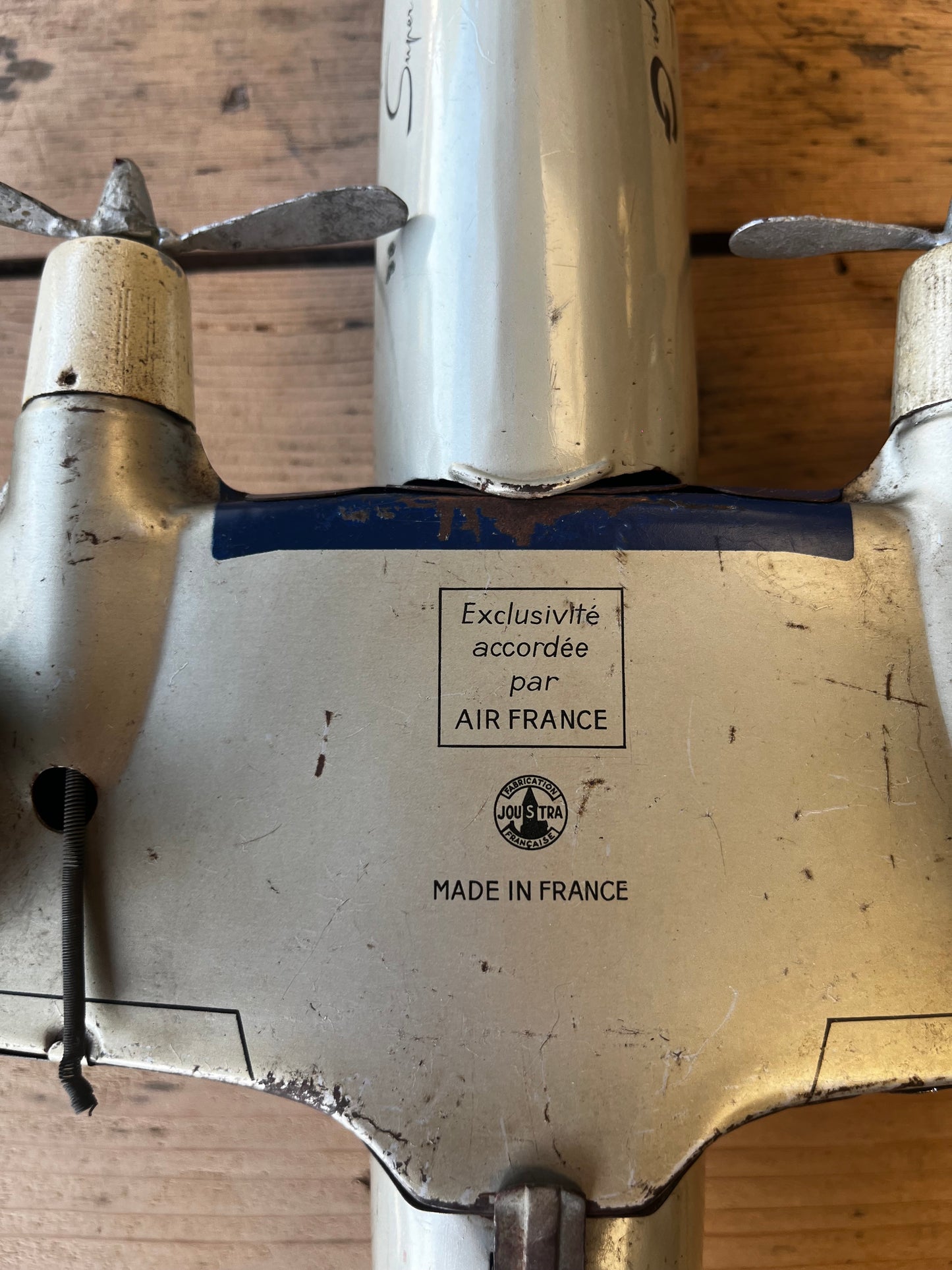 Avion métal super constellation Air France