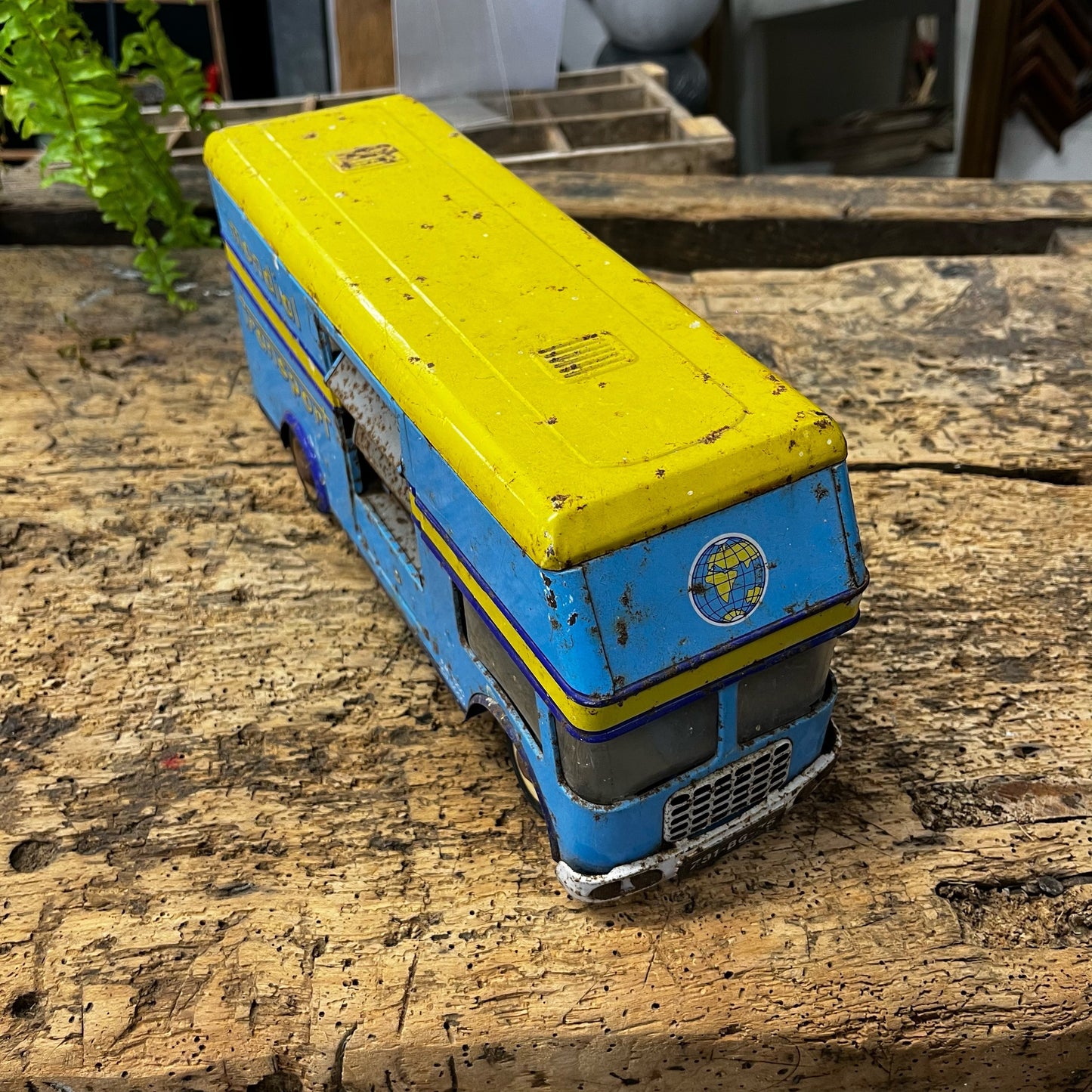 Bus métal