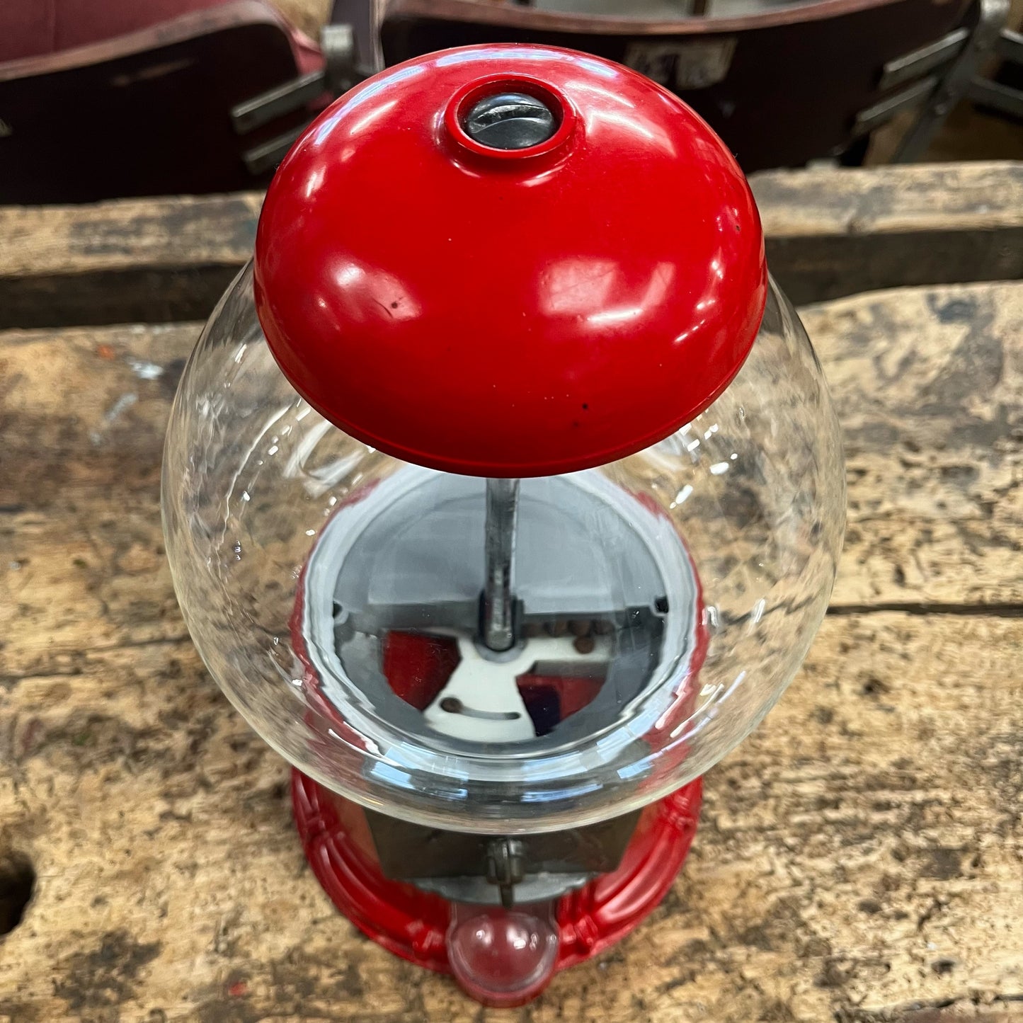 Distributeur de bonbon vintage