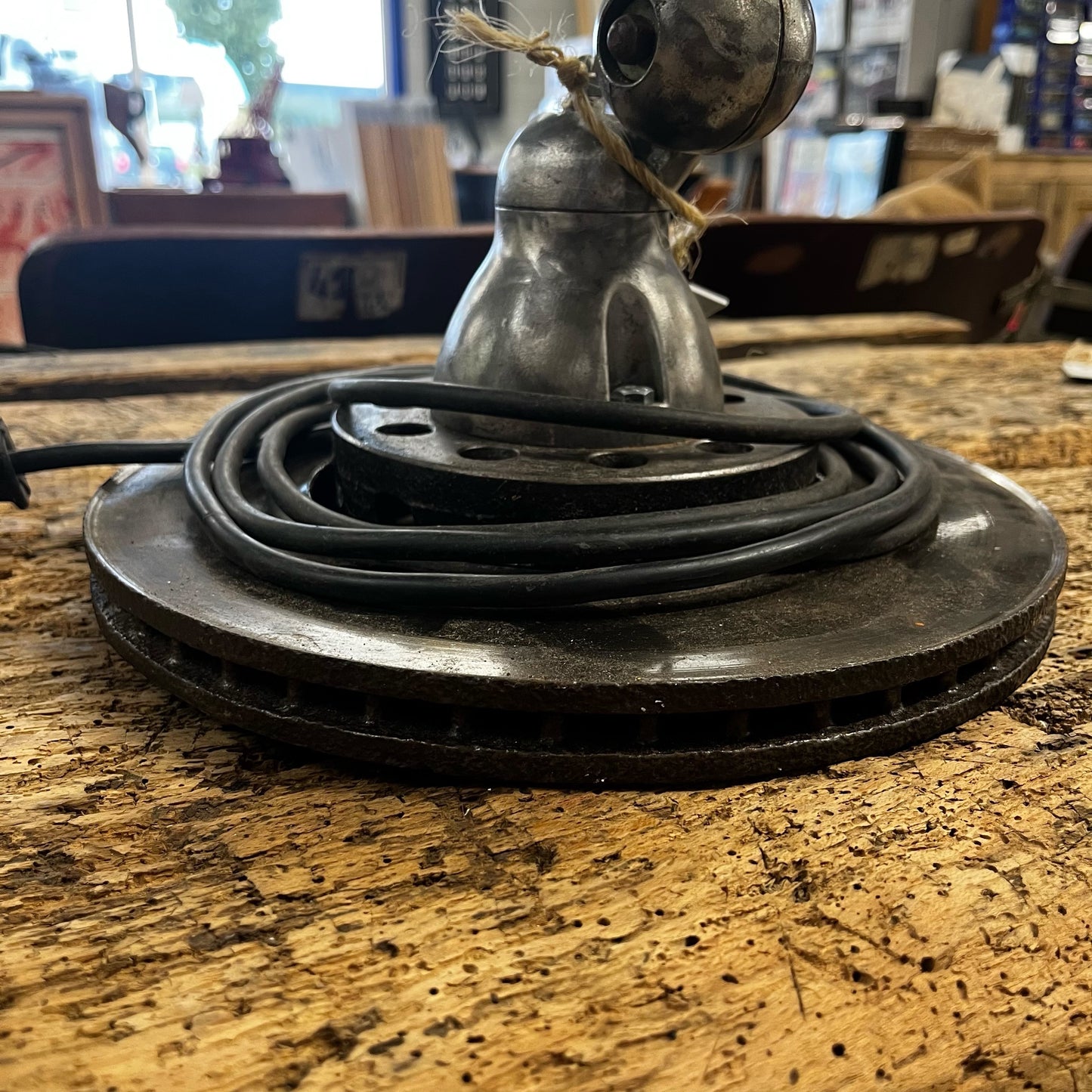 Lampe articulée Jieldé industrielle