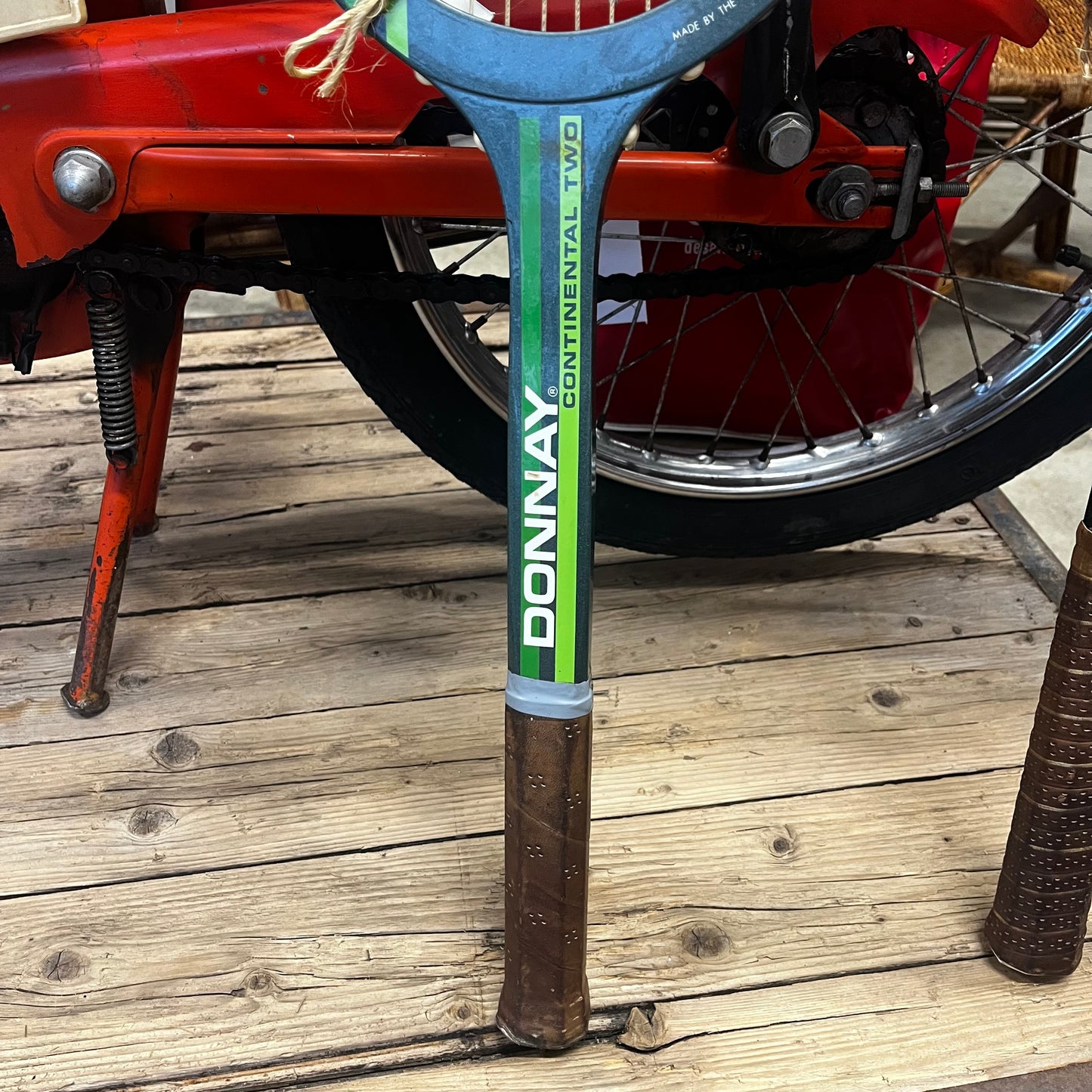 Ancienne raquette de tennis vintage