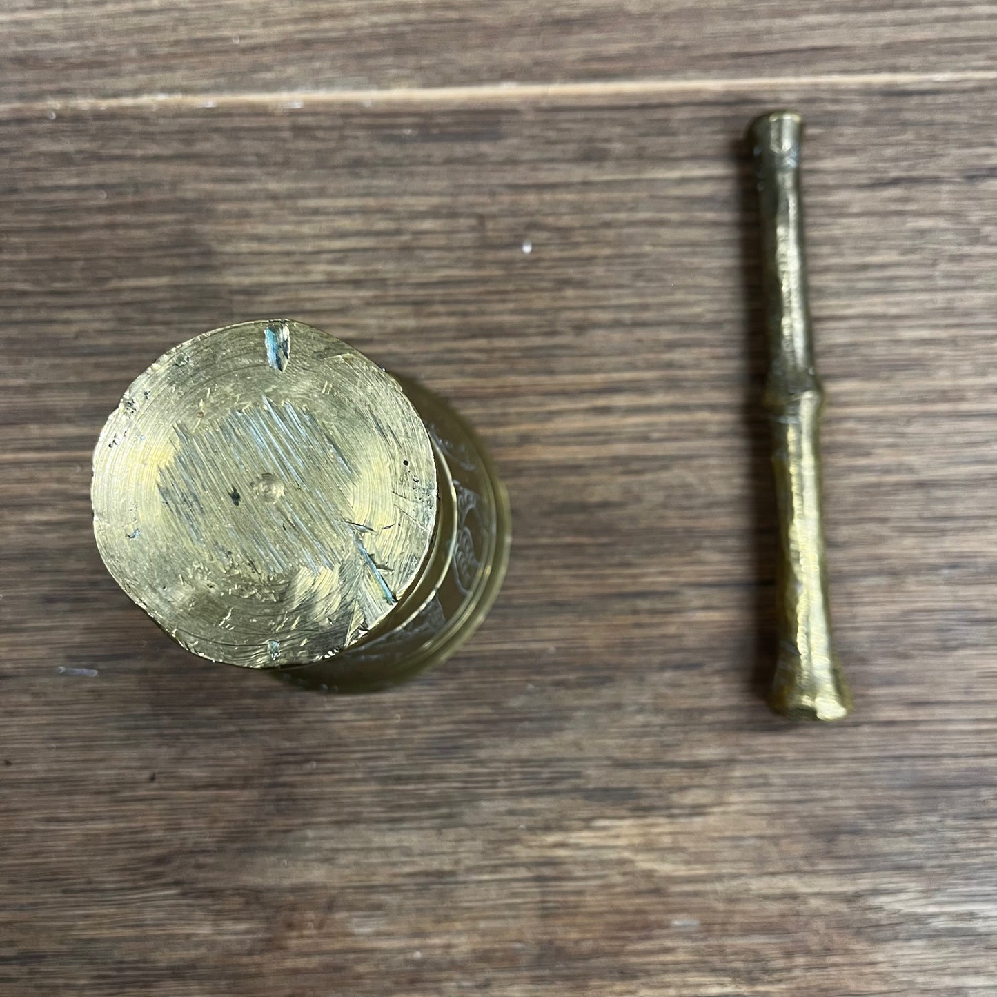 Pilon en laiton