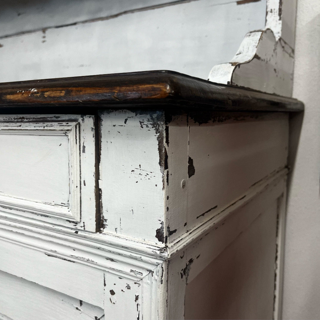 Vaisselier Patiné Blanc