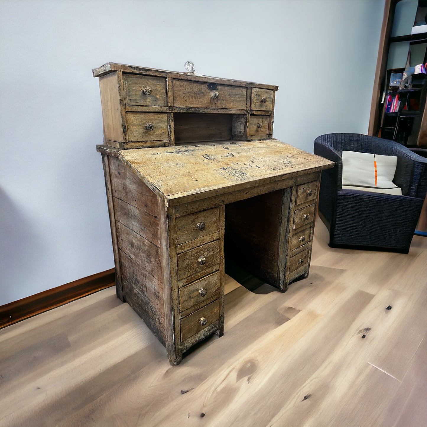 Bureau pupitre 13 tiroirs Vintage